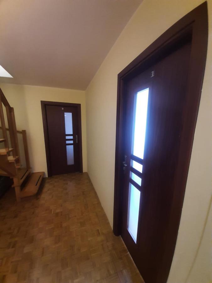 Pokój z 2 łóżkami pojedynczymi